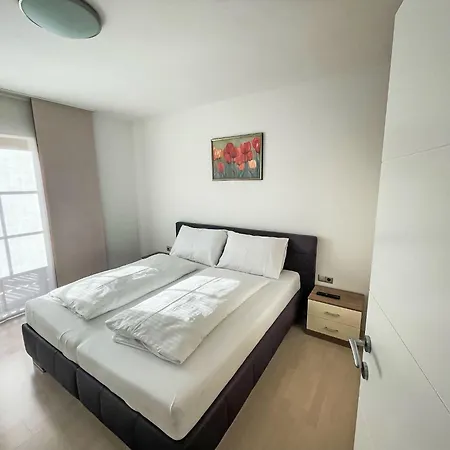 Reitdorf-2 By Interhome フラッハウ