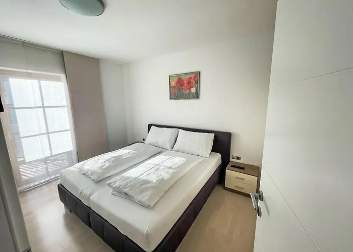 Reitdorf-2 By Interhome フラッハウ